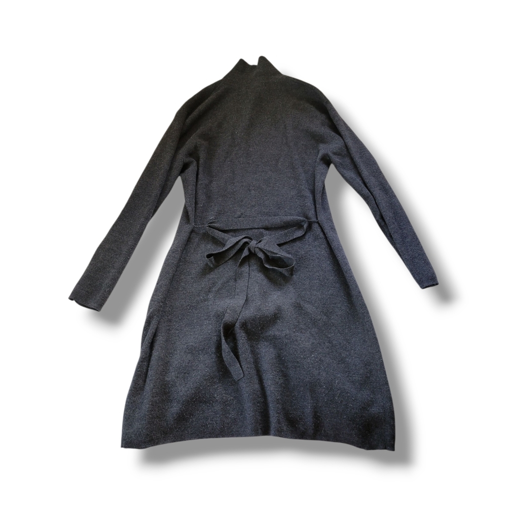 Sarah Spencer | Dark Gray Button Down Self-Tie Merino Wool Duster Cardigan - Picture 4 of 11